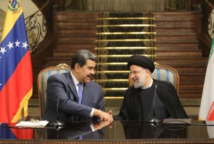 Regalo de tierras a Irán: abogados y militares piden enjuiciar a Maduro por Traición a la Patria